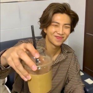 Meet your Posher, Ivonne